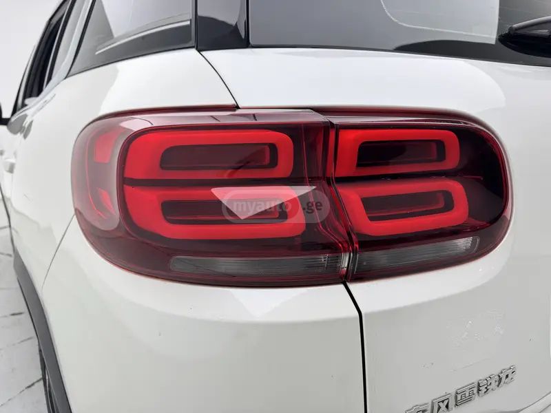 Citroen C5 2021 — миниатюра 10