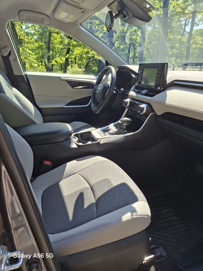 Toyota RAV 4 - фото 10