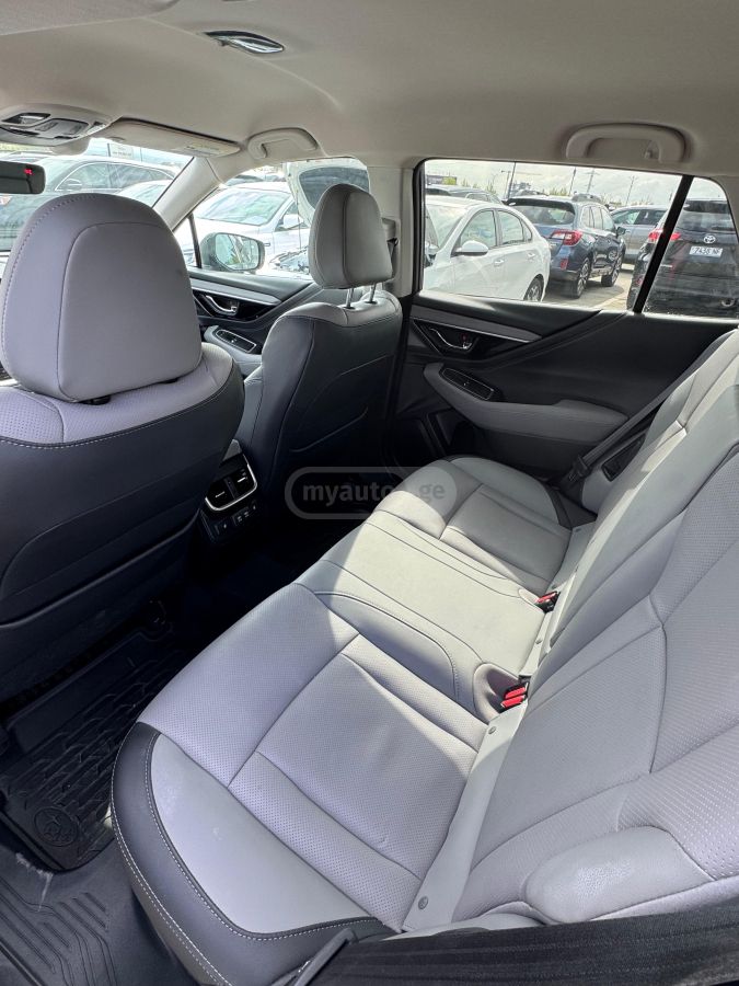 Subaru Outback - фото 6
