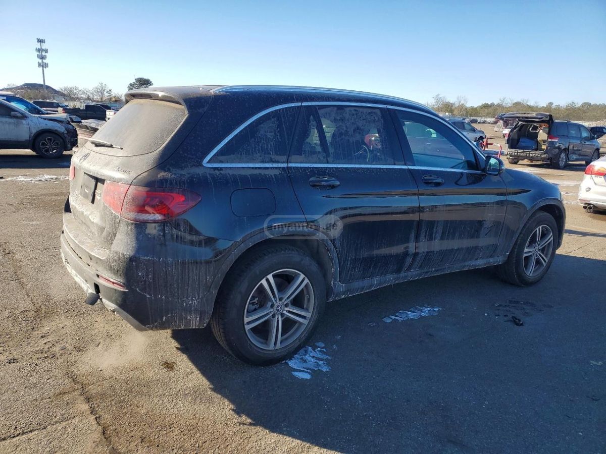 Mercedes-Benz GLC 300 - фото 5