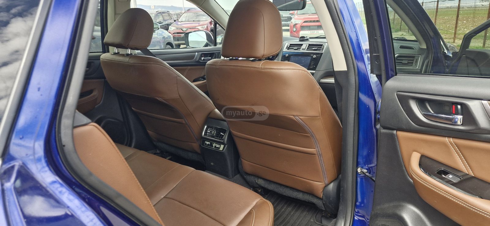 Subaru Outback - фото 8