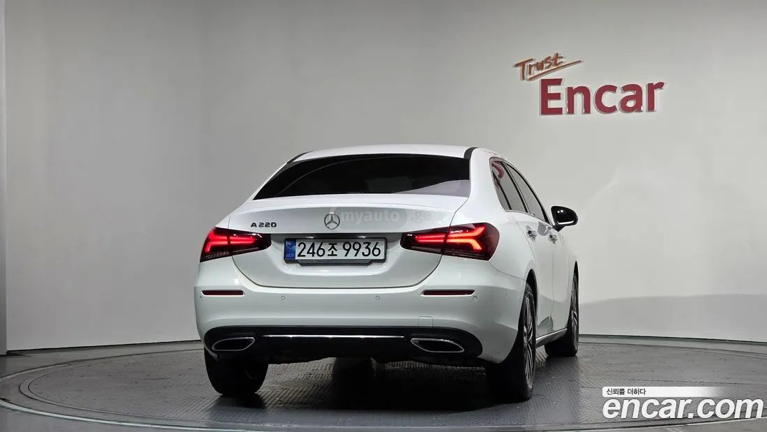 Mercedes-Benz - фото 4