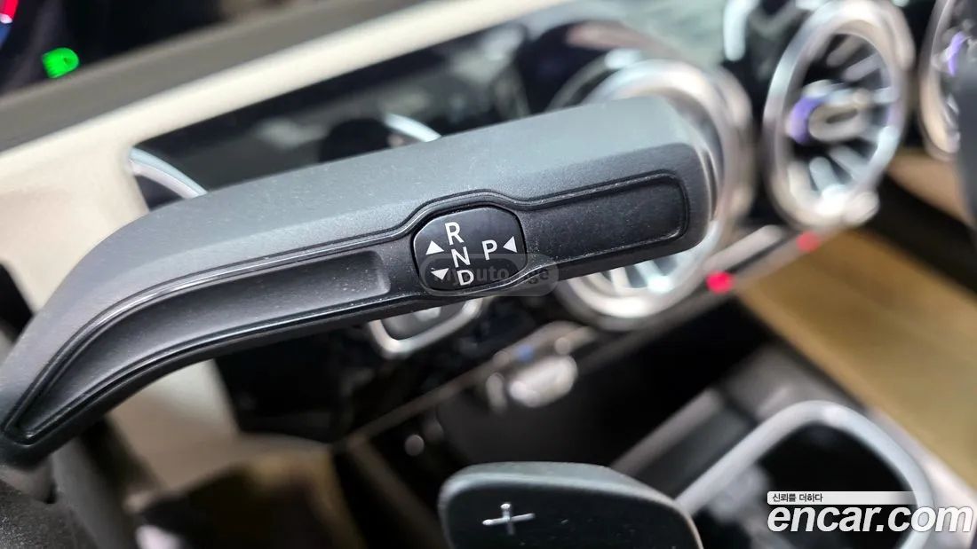 Mercedes-Benz - фото 9