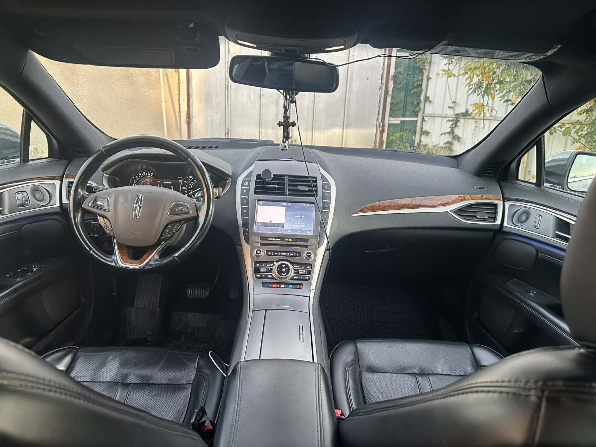 Lincoln MKZ - фото 6