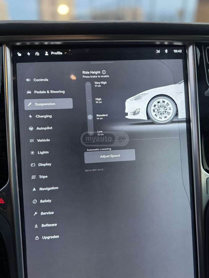 Tesla Model S - фото 4