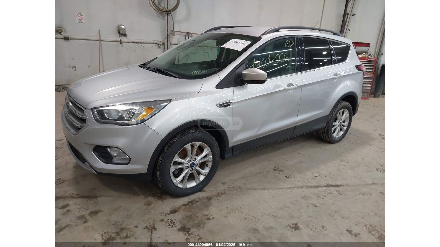 Ford Escape - фото 2