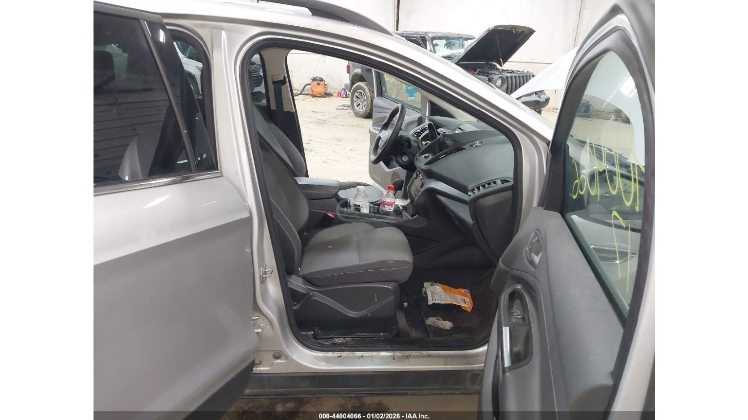 Ford Escape - фото 5