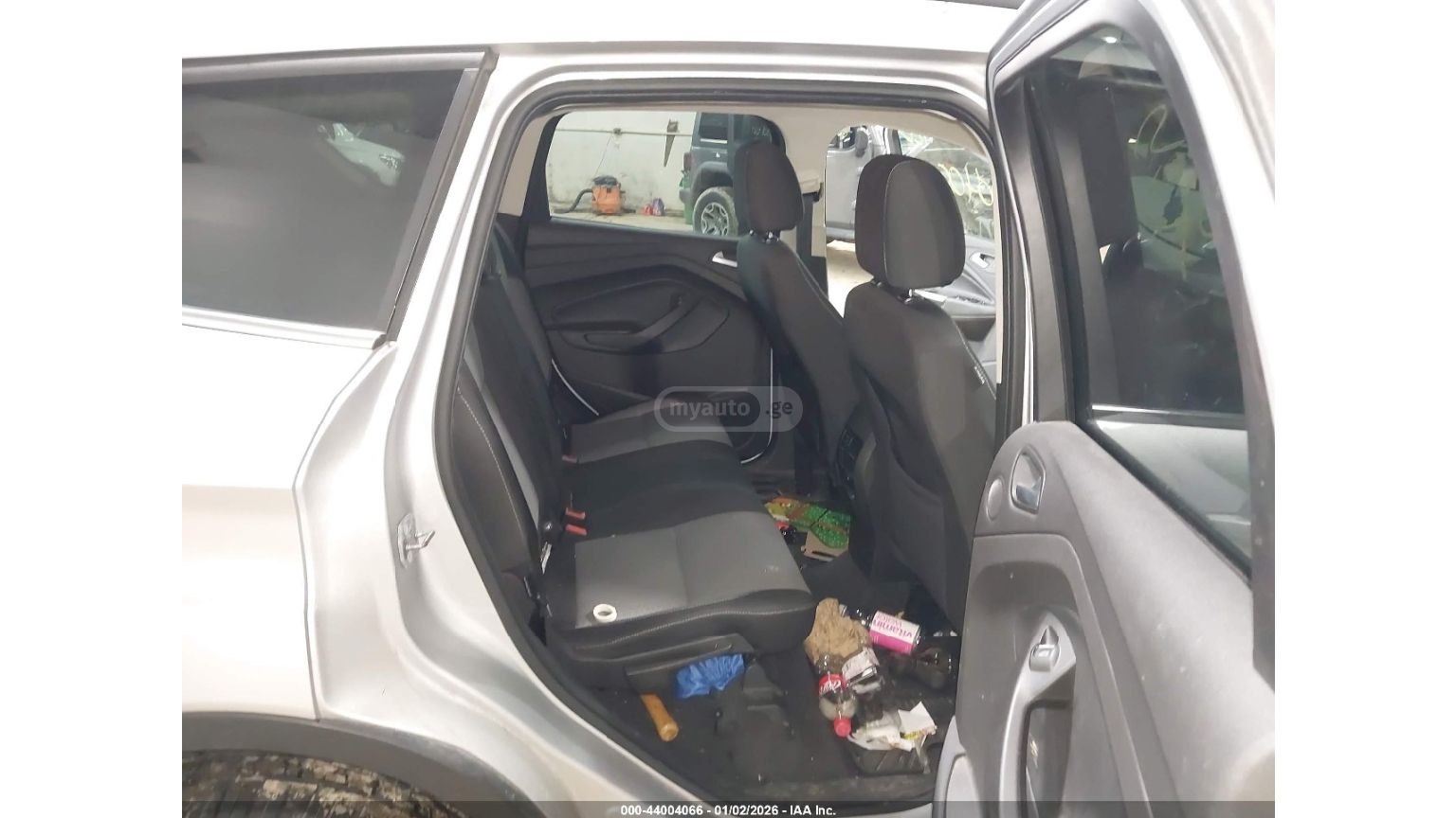 Ford Escape - фото 6