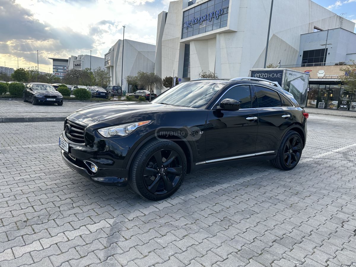 Infiniti QX 70 - фото 2