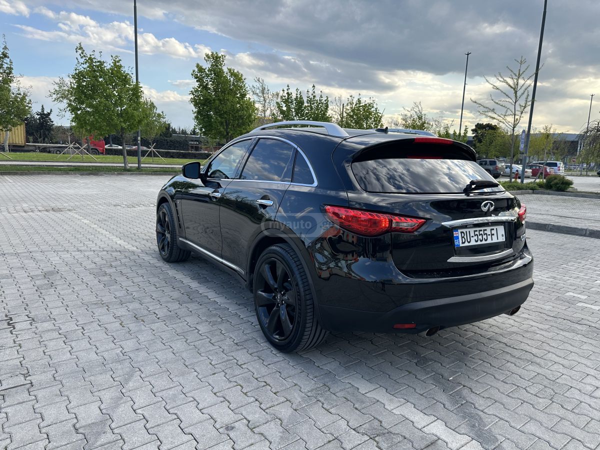 Infiniti QX 70 - фото 5