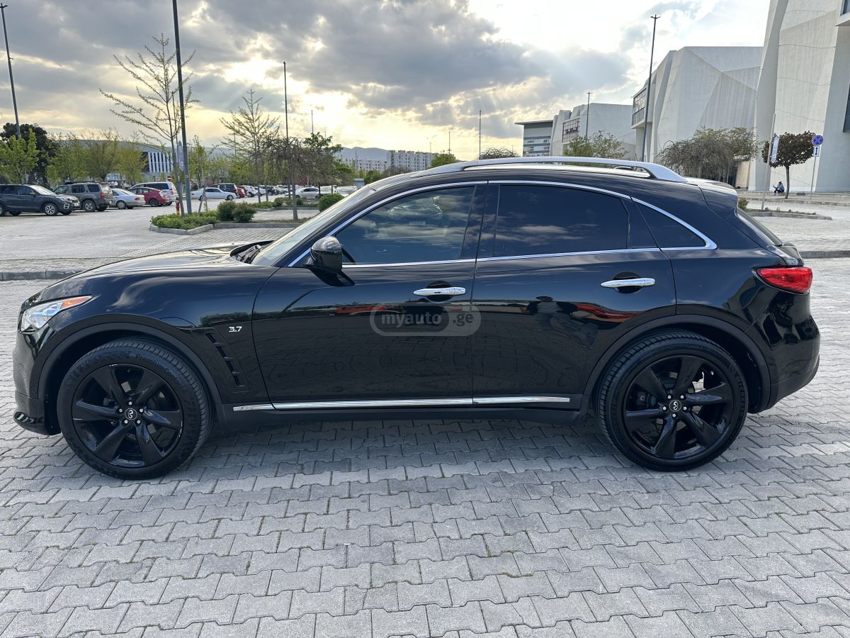 Infiniti QX 70 - фото 7