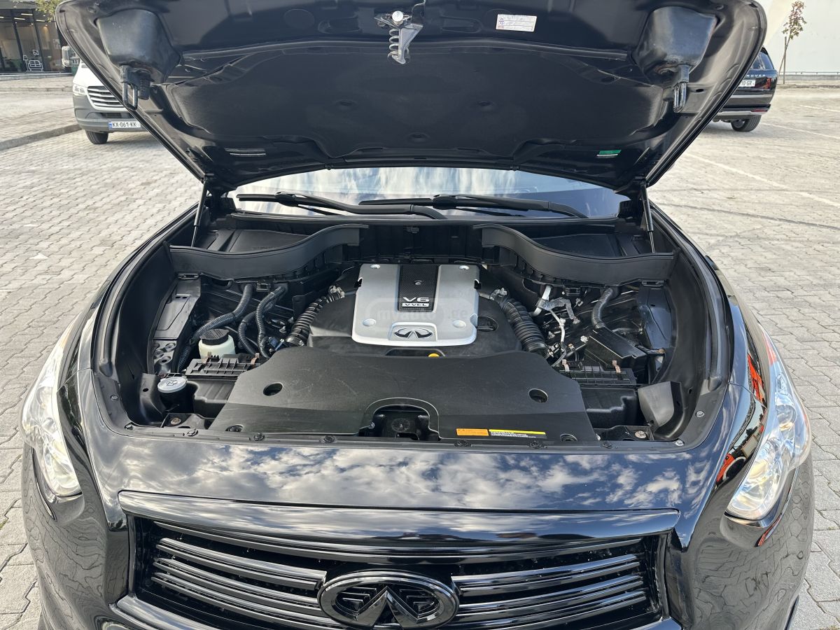 Infiniti QX 70 - фото 8