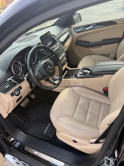 Mercedes-Benz GLE 43 AMG - фото 5