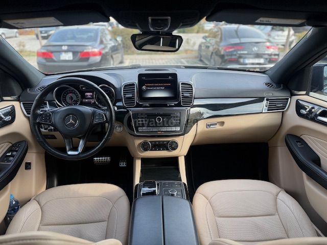 Mercedes-Benz GLE 43 AMG - фото 7