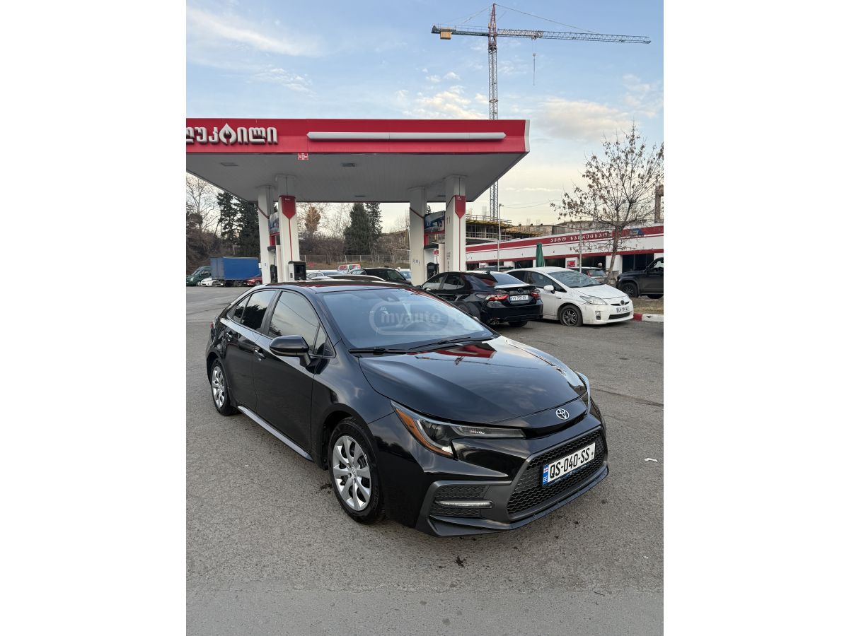 Toyota Corolla - фото 2