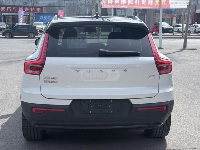 Volvo XC 40 2024 — миниатюра 5