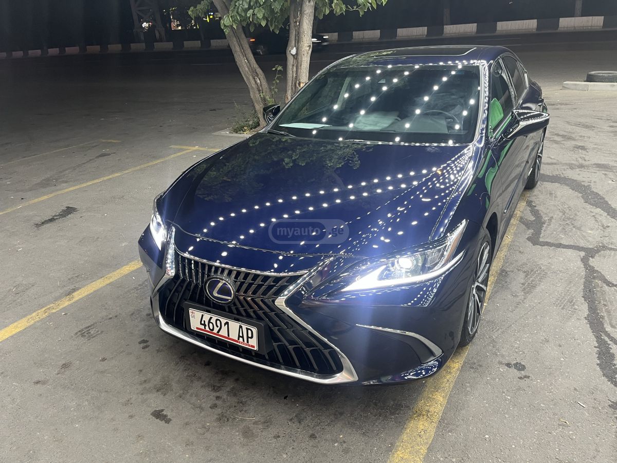 Lexus ES 300 - фото 14