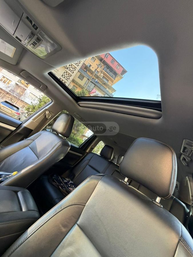 Toyota Highlander - фото 6