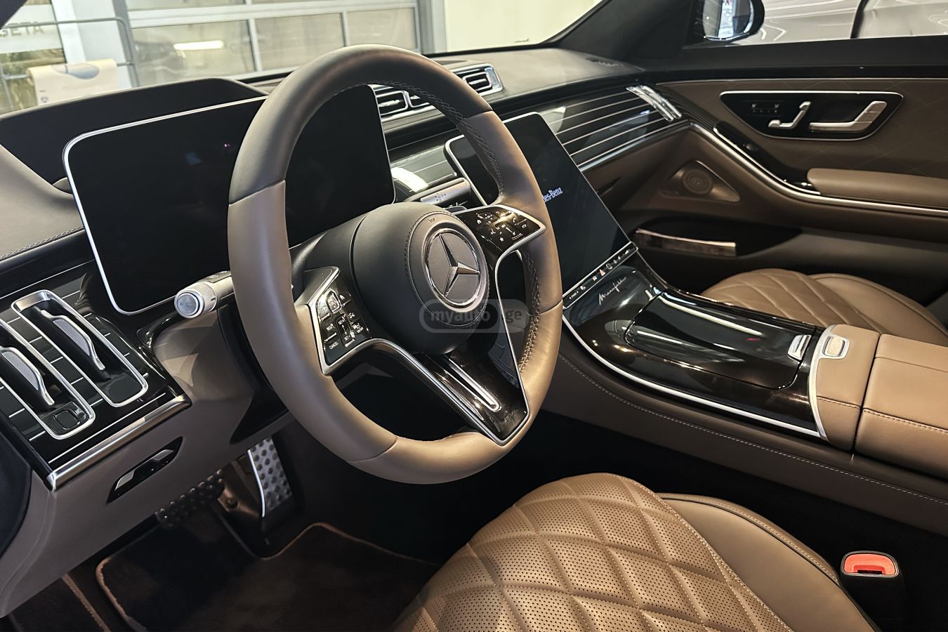 Mercedes-Benz S 580 - фото 4