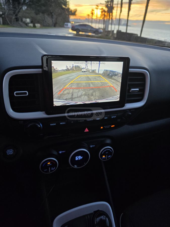 Hyundai venue - фото 13