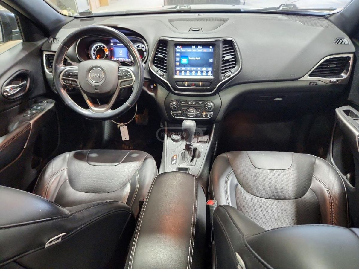 Jeep Cherokee - фото 8