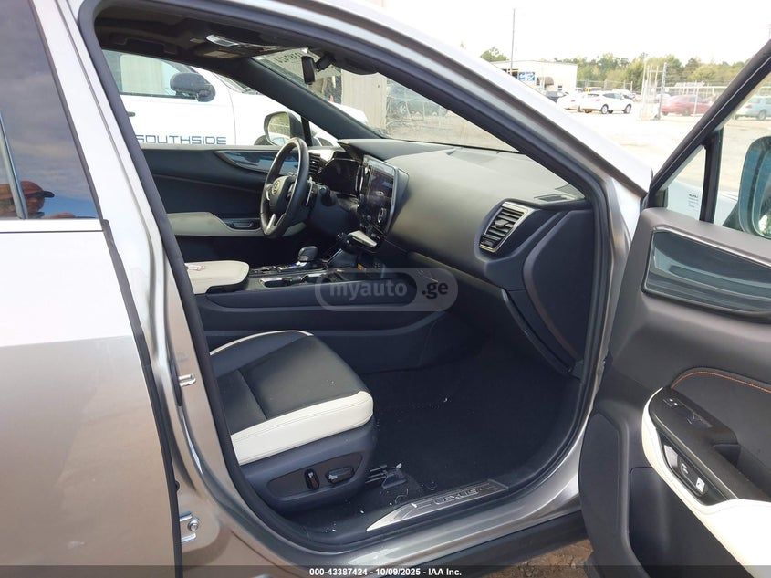 Lexus NX 350 - фото 5