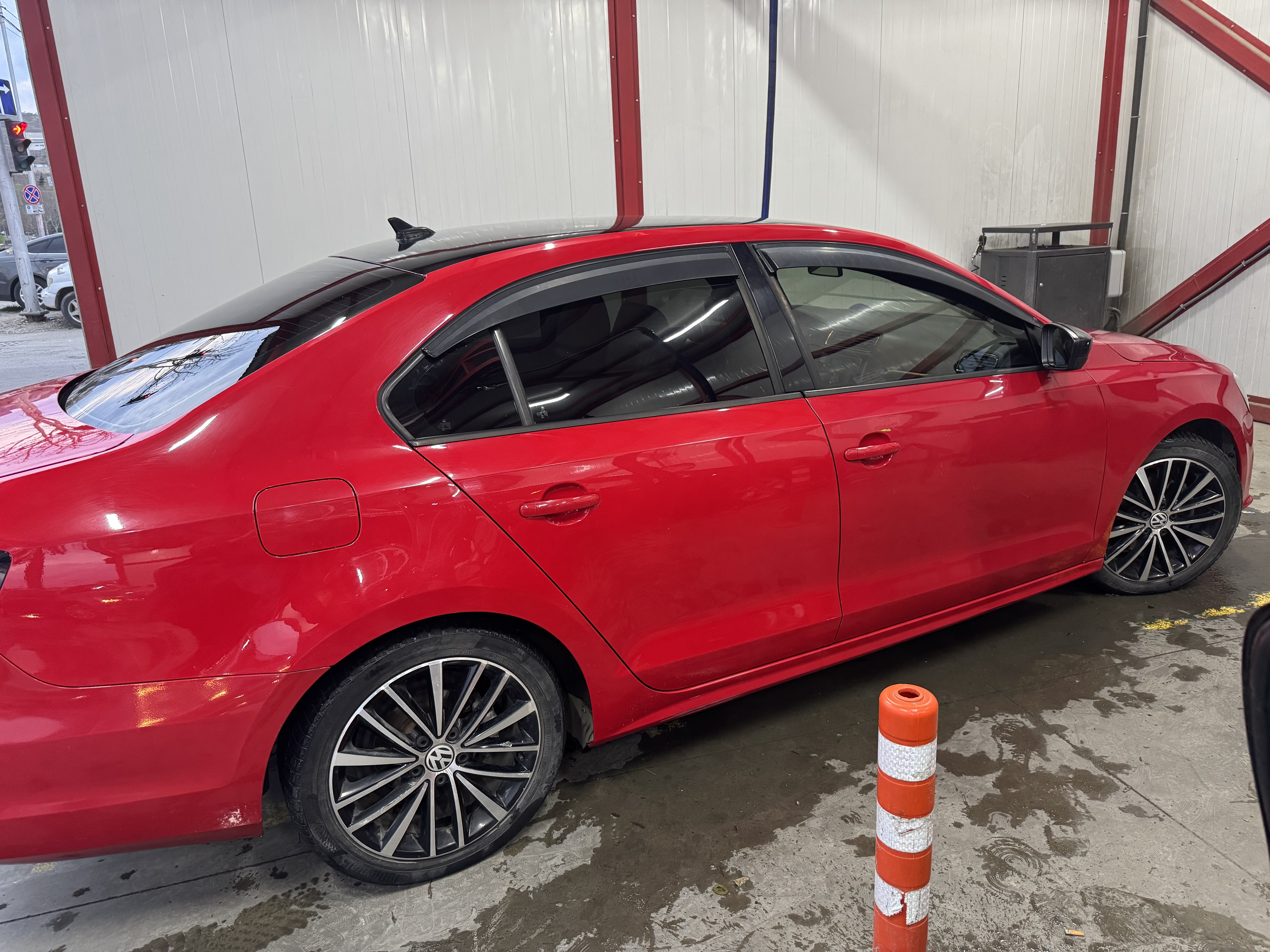 Volkswagen Jetta - фото 10