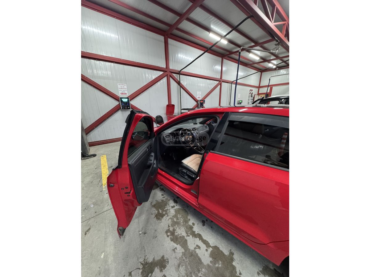 Volkswagen Jetta - фото 13