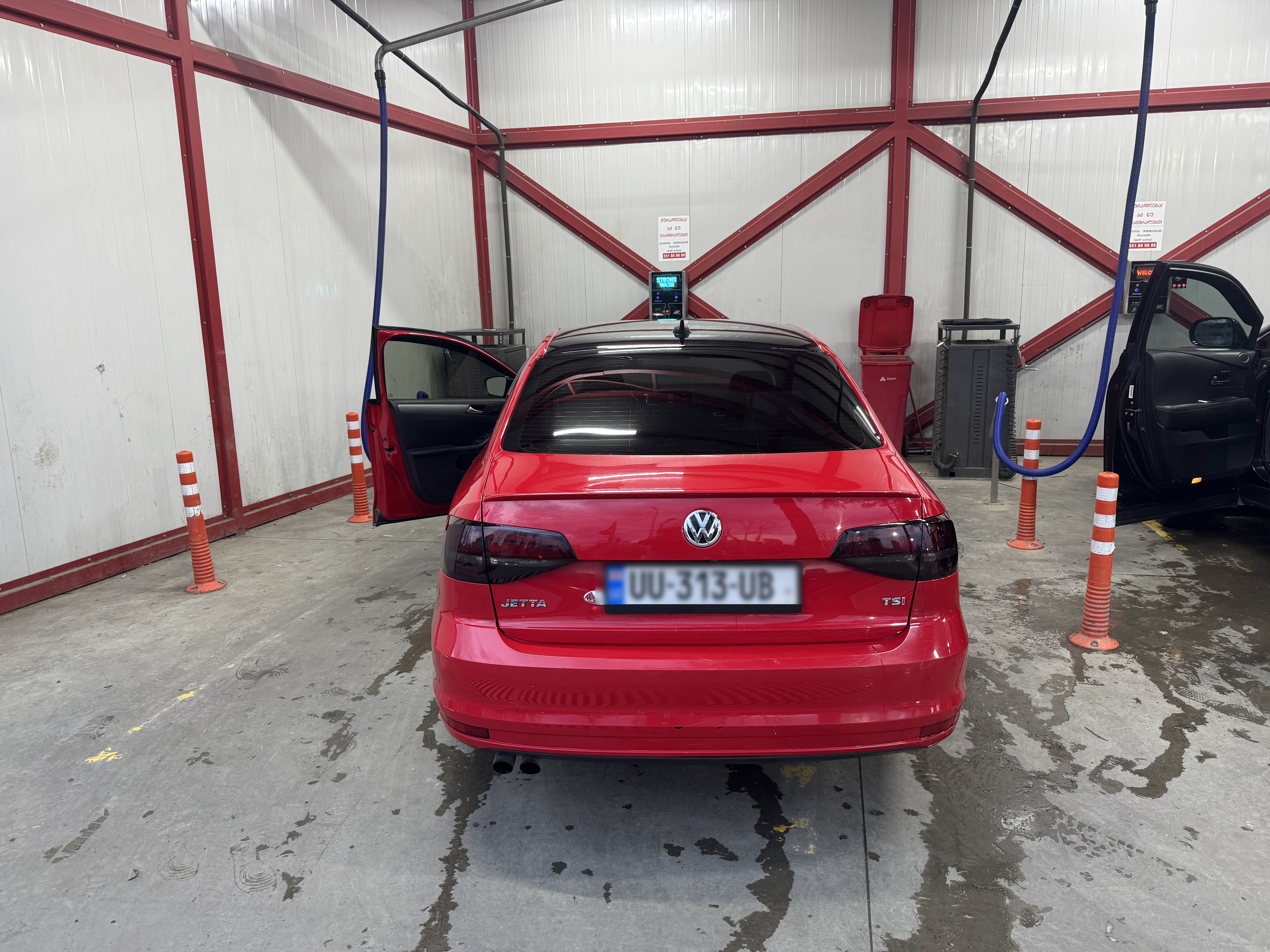 Volkswagen Jetta - фото 3