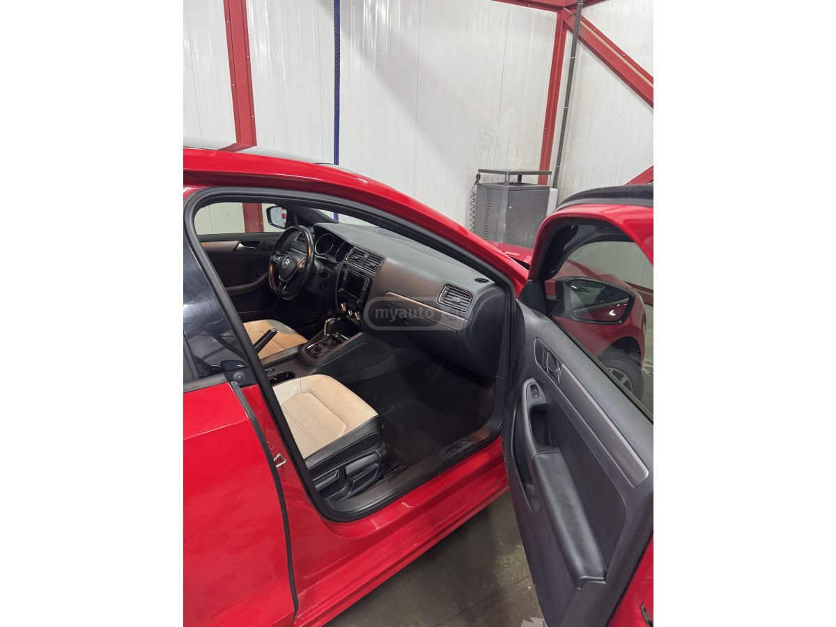 Volkswagen Jetta - фото 8