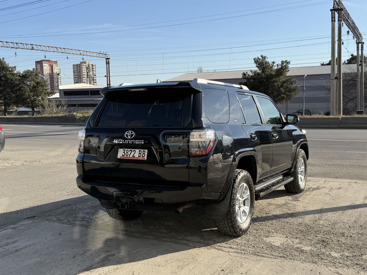 Toyota 4 Runner - фото 1