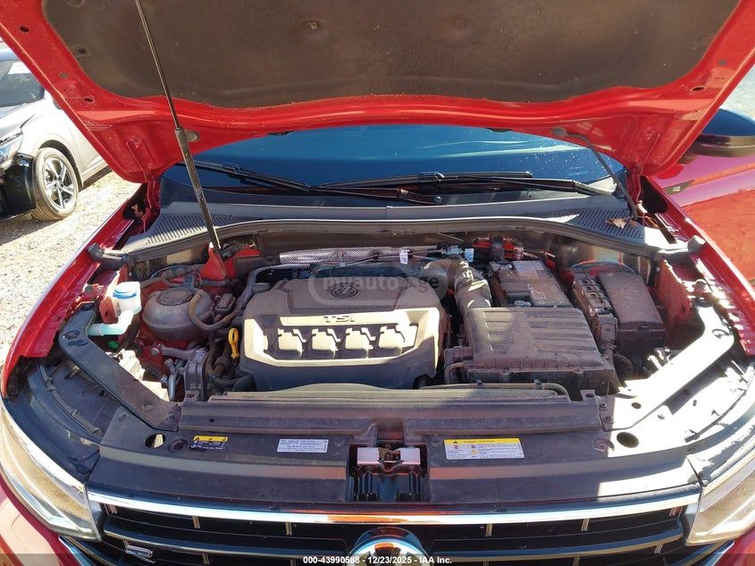 Volkswagen Tiguan 2024 — миниатюра 9