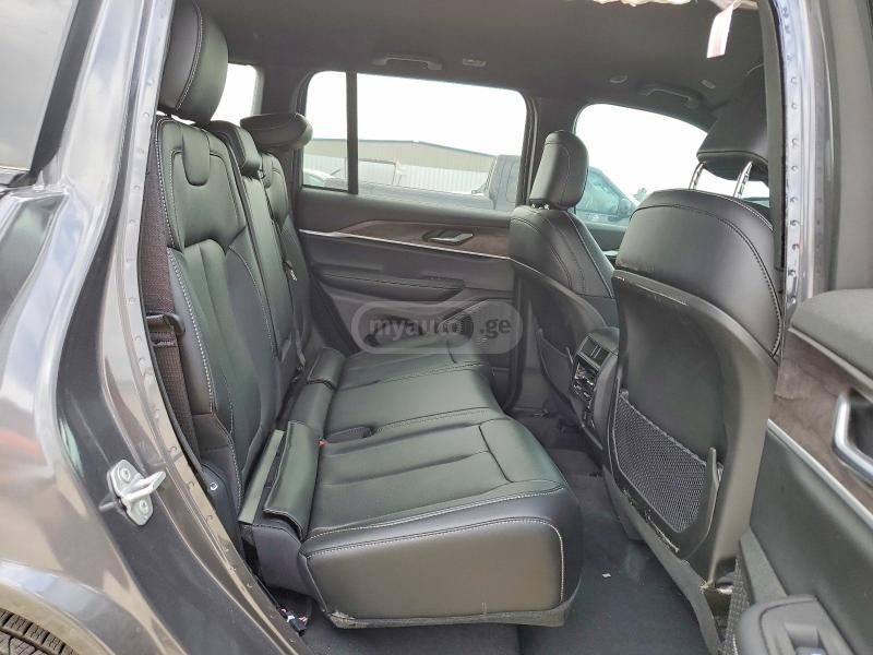 Jeep Grand Cherokee 2025 — миниатюра 8