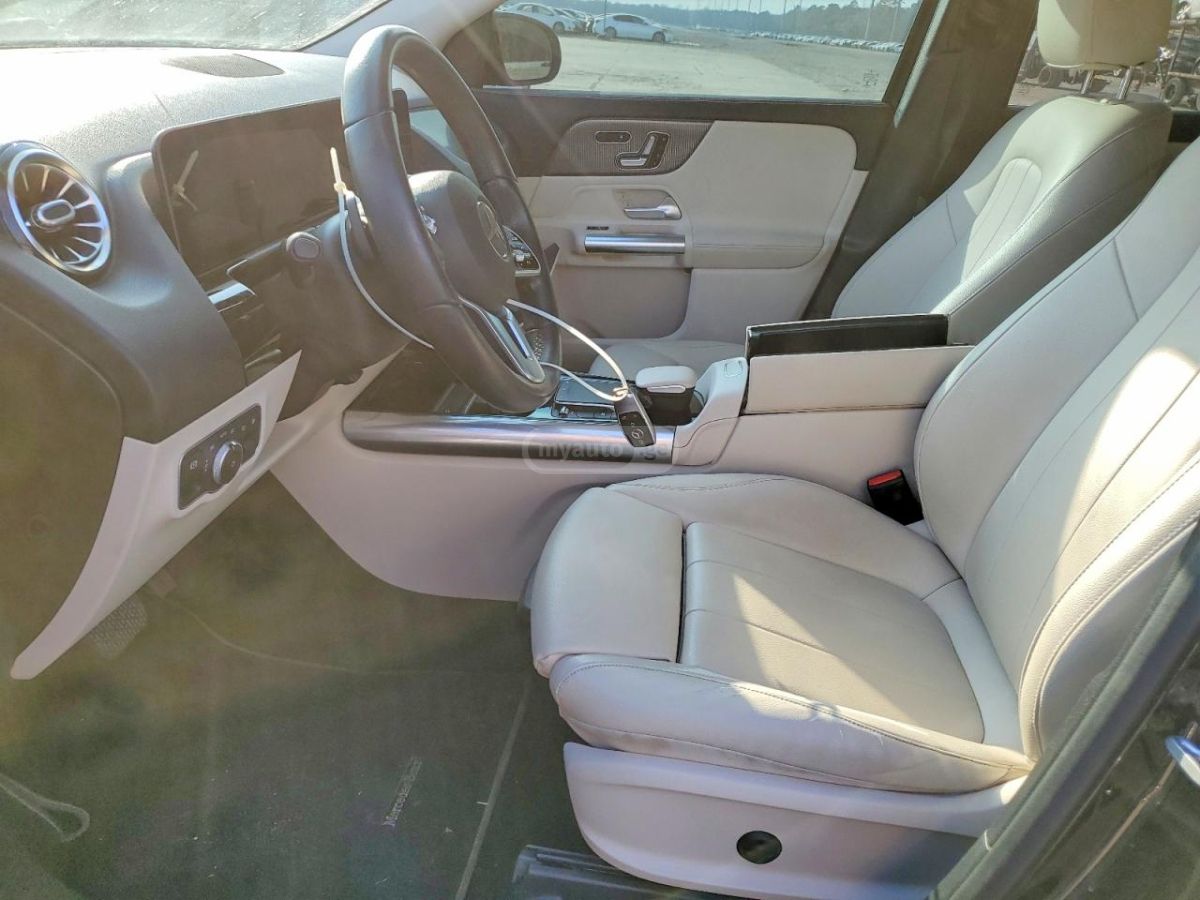 Mercedes-Benz GLA 250 - фото 7