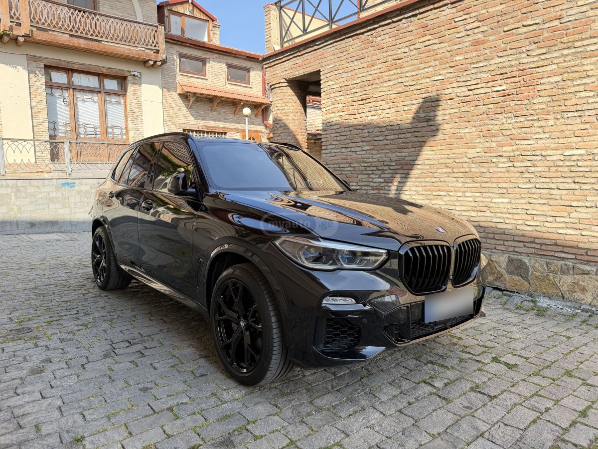 BMW X5 - фото 10
