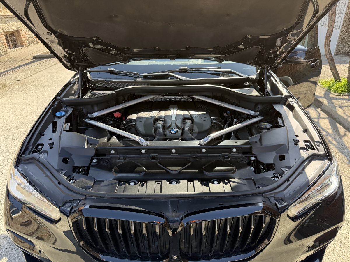 BMW X5 - фото 14