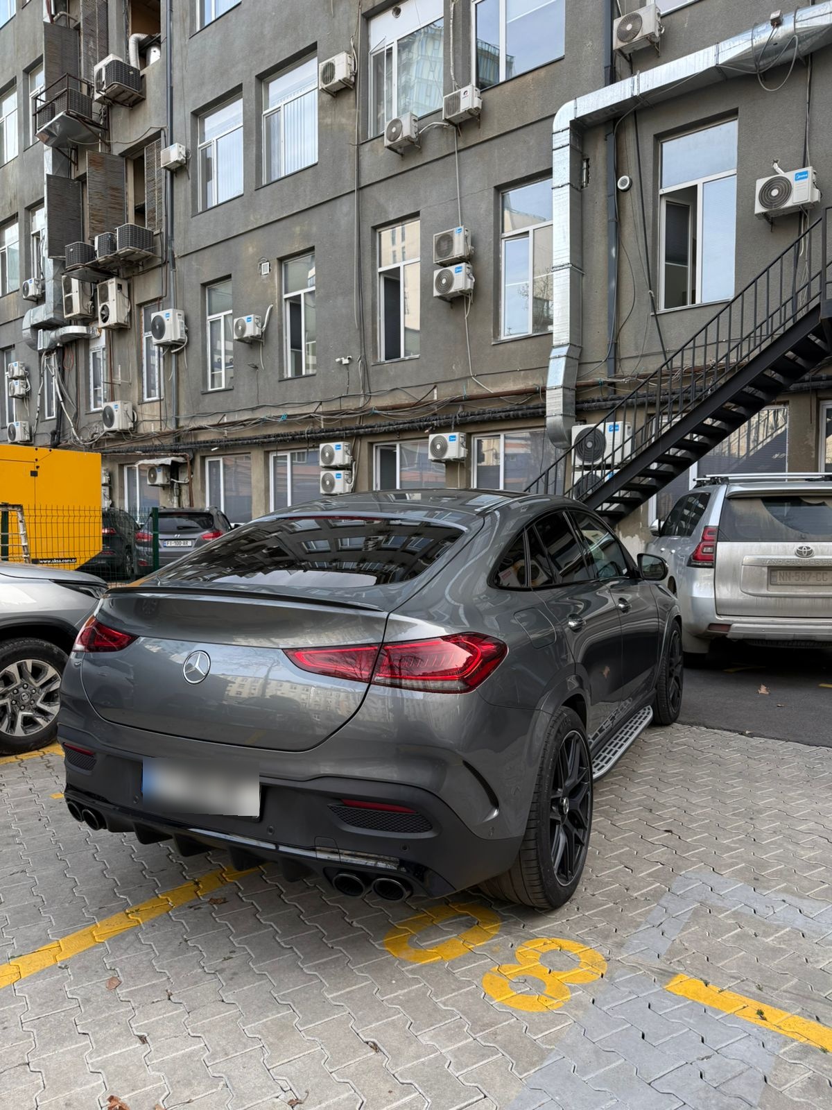 Mercedes-Benz GLE 53 - фото 5
