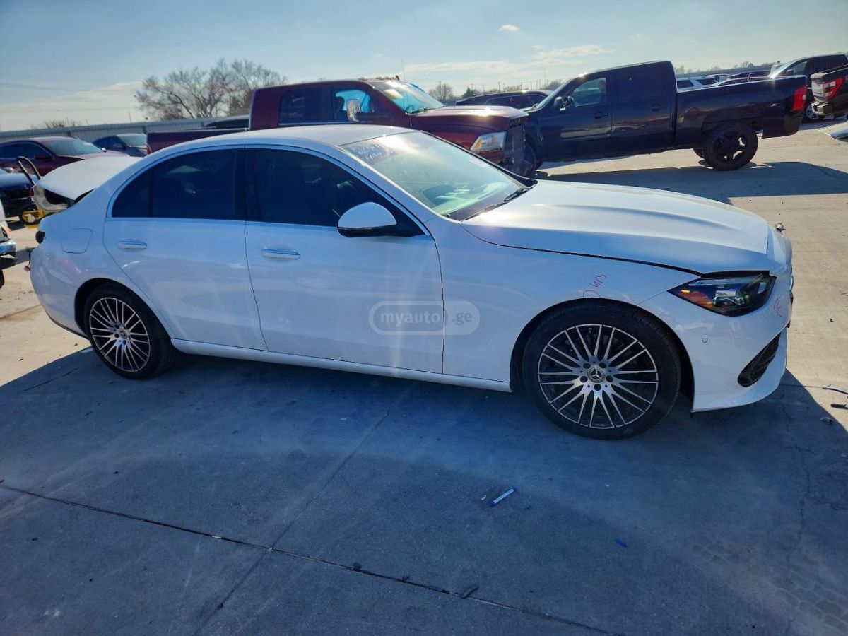 Mercedes-Benz C 30 AMG 2024 — миниатюра 4