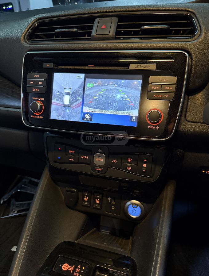 Nissan Leaf - фото 9