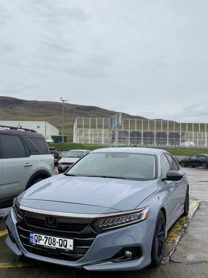 Honda Accord - фото 1