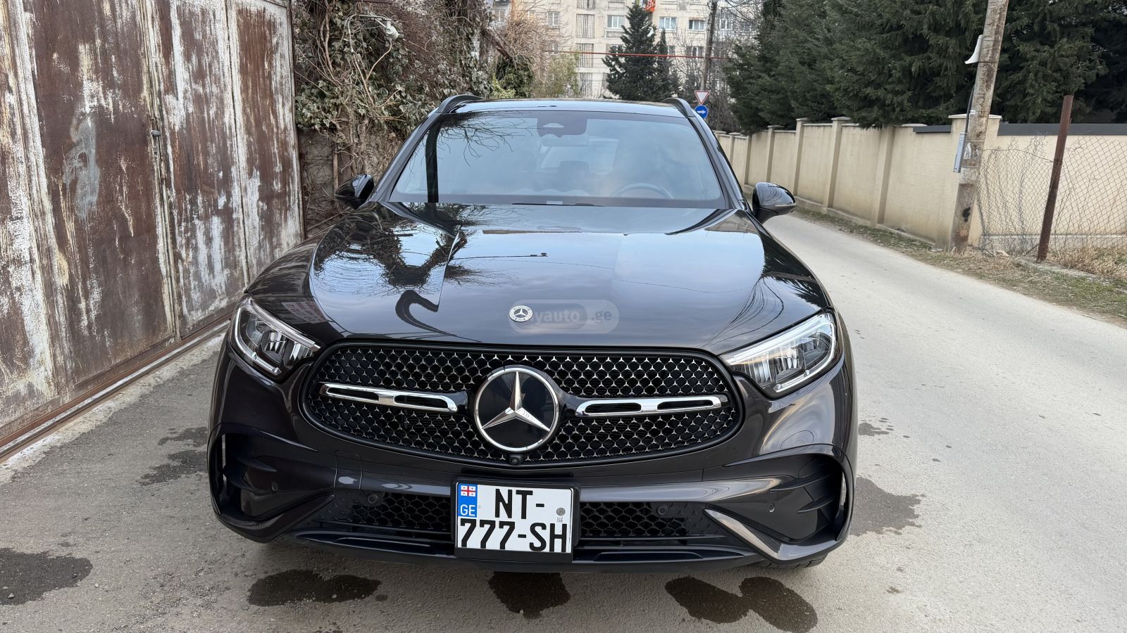 Mercedes-Benz GLC 300 - фото 1