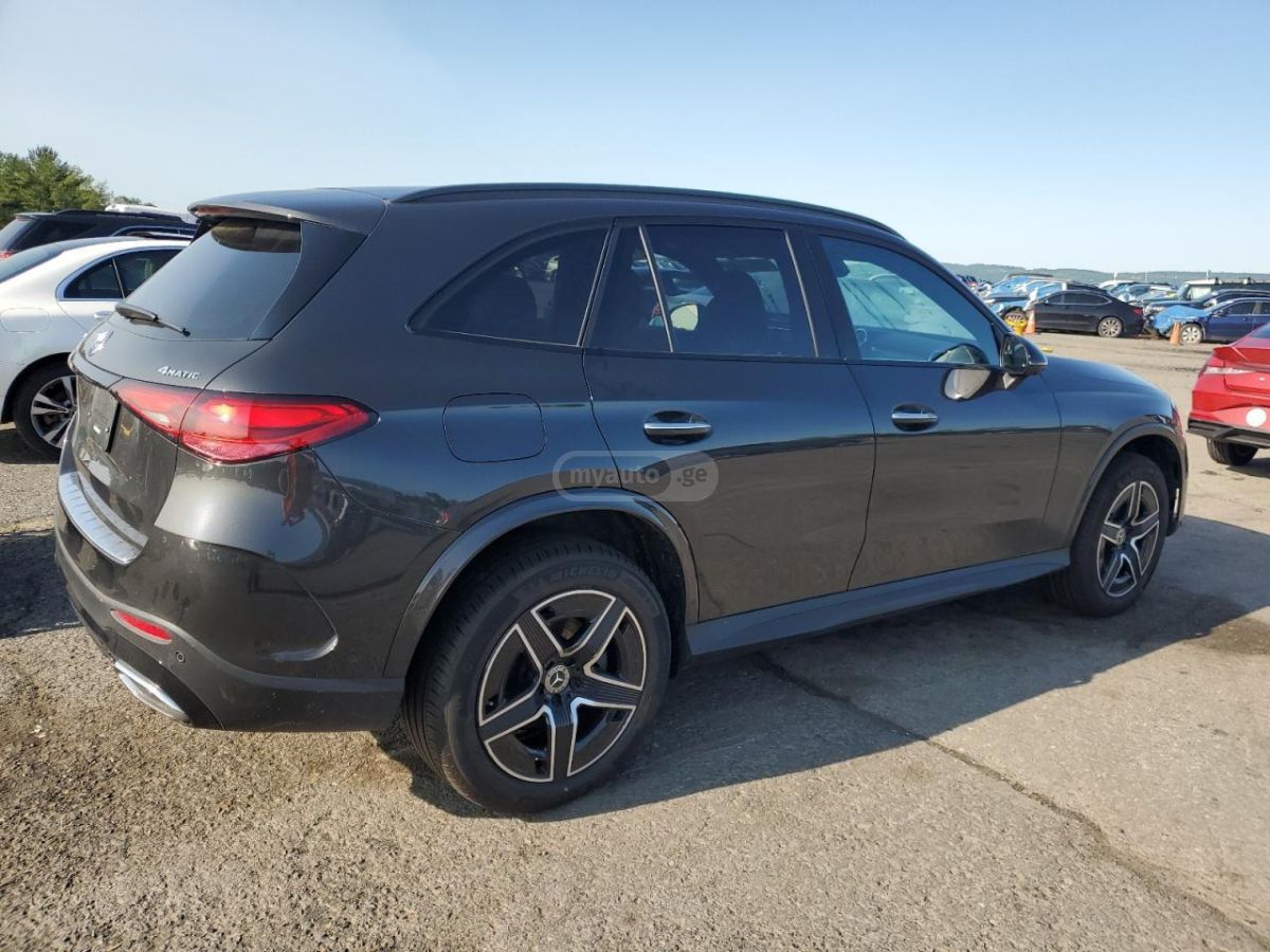Mercedes-Benz Base GLC 300 4dr All Wheel Dri — миниатюра 14