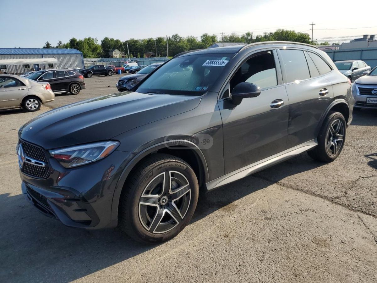 Mercedes-Benz Base GLC 300 4dr All Wheel Dri — миниатюра 15