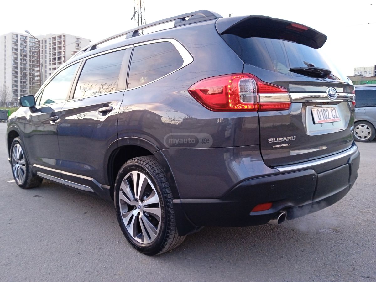Subaru Limited All-Wheel Drive CVT — миниатюра 3