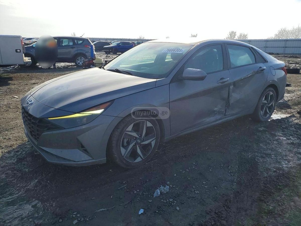 Hyundai Elantra - фото 2