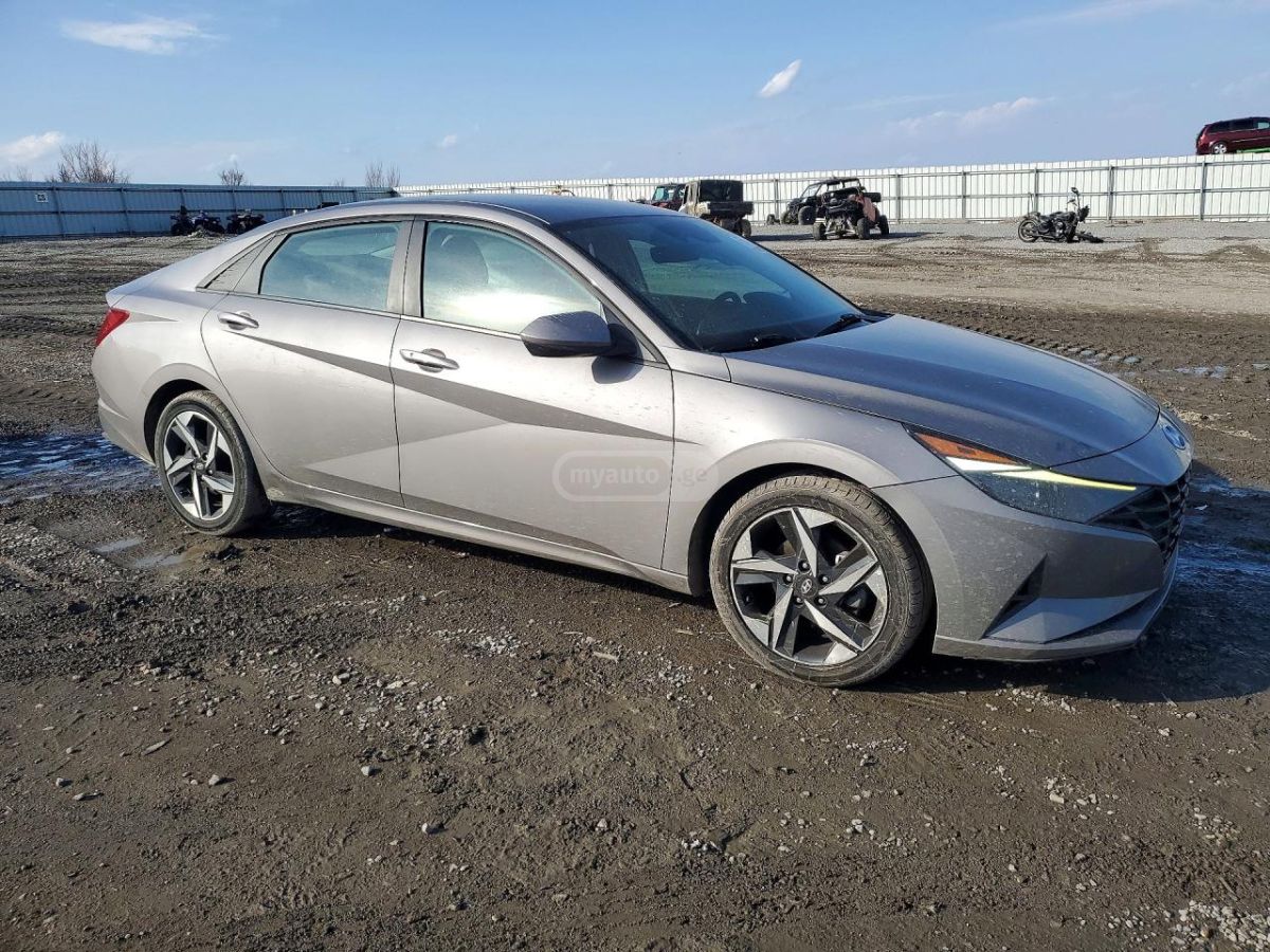 Hyundai Elantra - фото 5