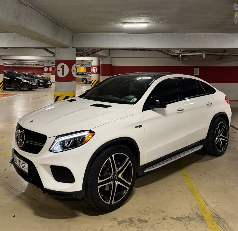 Mercedes-Benz GLE 43 AMG - фото 1