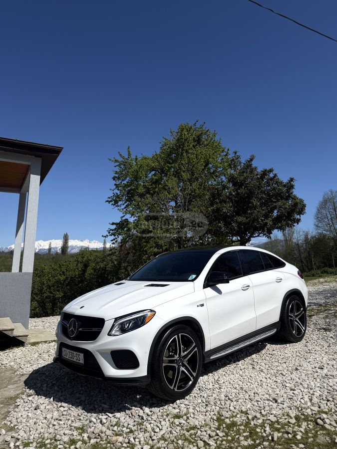 Mercedes-Benz GLE 43 AMG - фото 2
