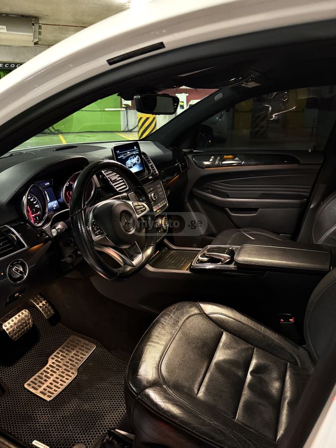 Mercedes-Benz GLE 43 AMG - фото 9