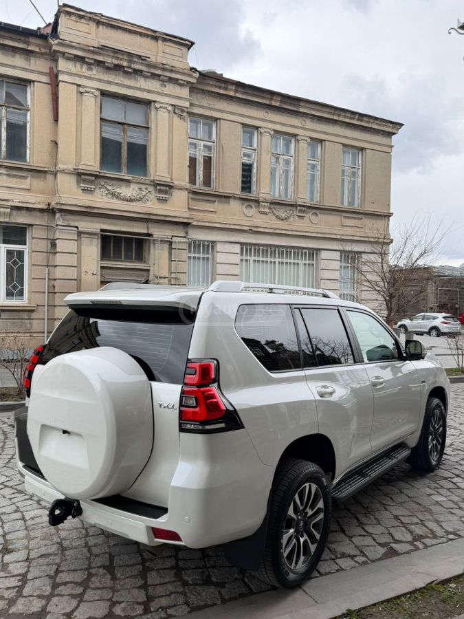 Toyota Land Cruiser Prado - фото 6